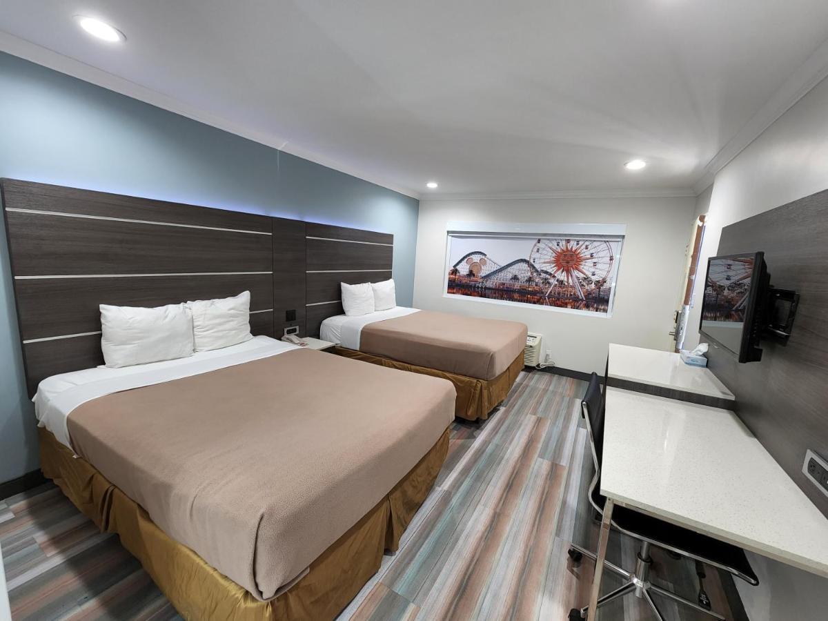 Travelodge Inn & Suites By Wyndham Fullerton Eksteriør bilde