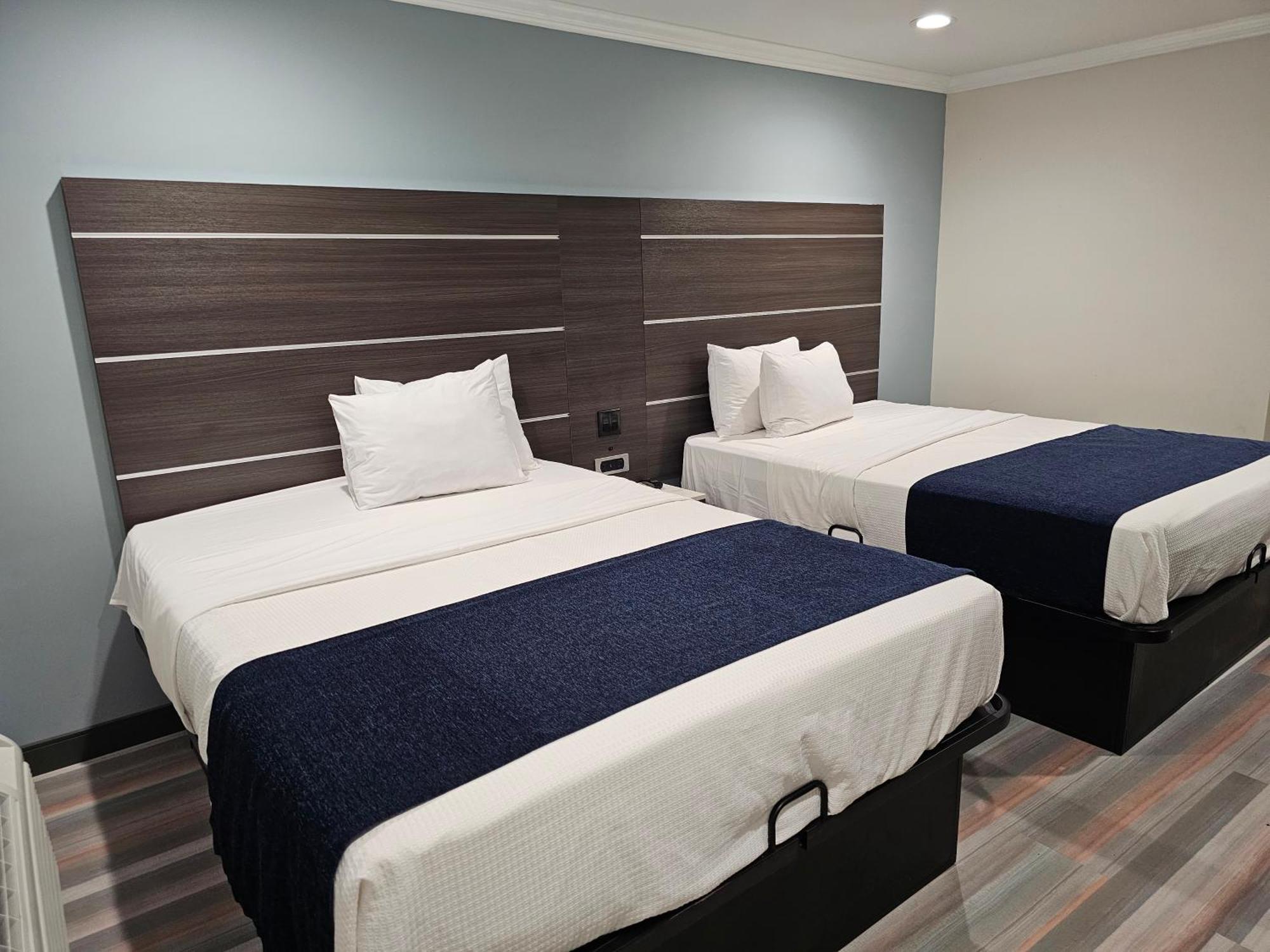 Travelodge Inn & Suites By Wyndham Fullerton Eksteriør bilde