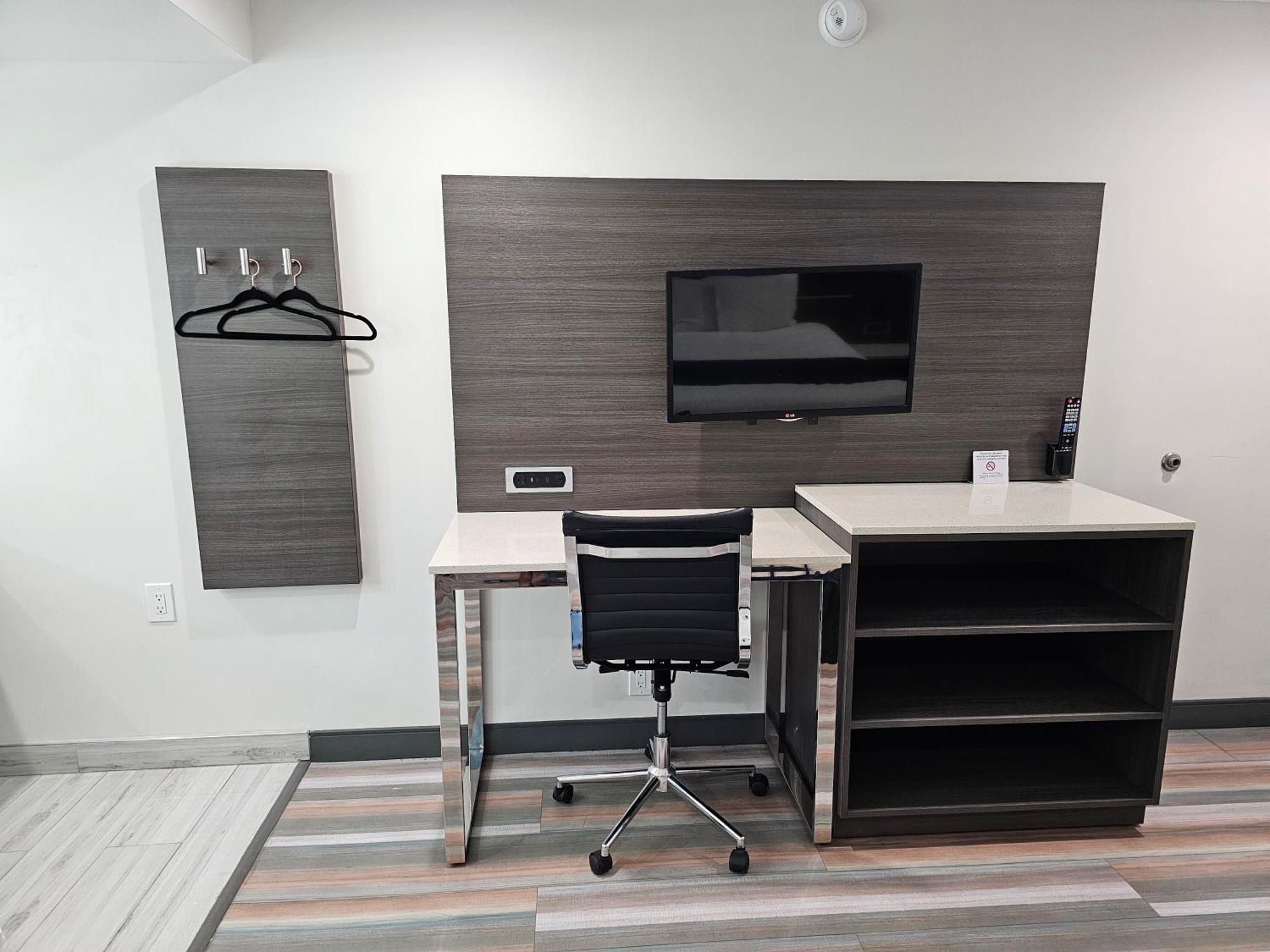 Travelodge Inn & Suites By Wyndham Fullerton Eksteriør bilde